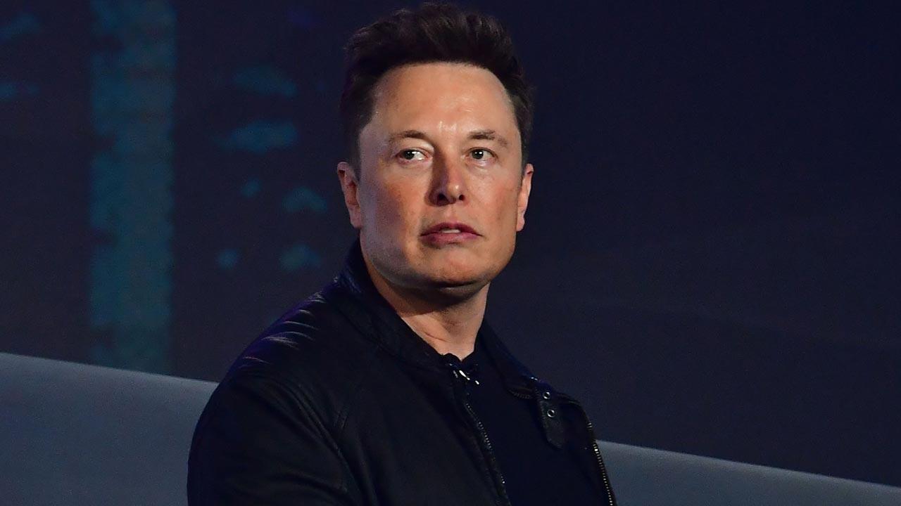 Steve Jobs' biographer Isaacson now writing book on Elon Musk