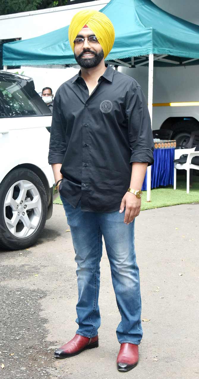 Actor-singer Ammy Virk will be seen playing the role of Flight Lieutenant Vikram Singh Baj Jethaaz. He also has Kabir Khan's '83' in his kitty.