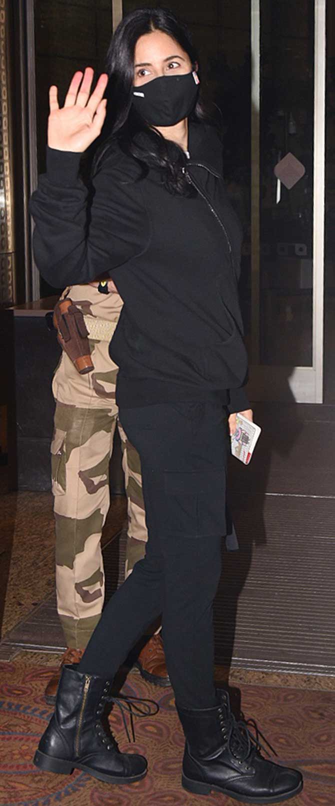 Katrina Kaif looked comfy in an all-black outfit that she chose for her travels. The actress was flying out of the city for her Tiger 3 shoot.