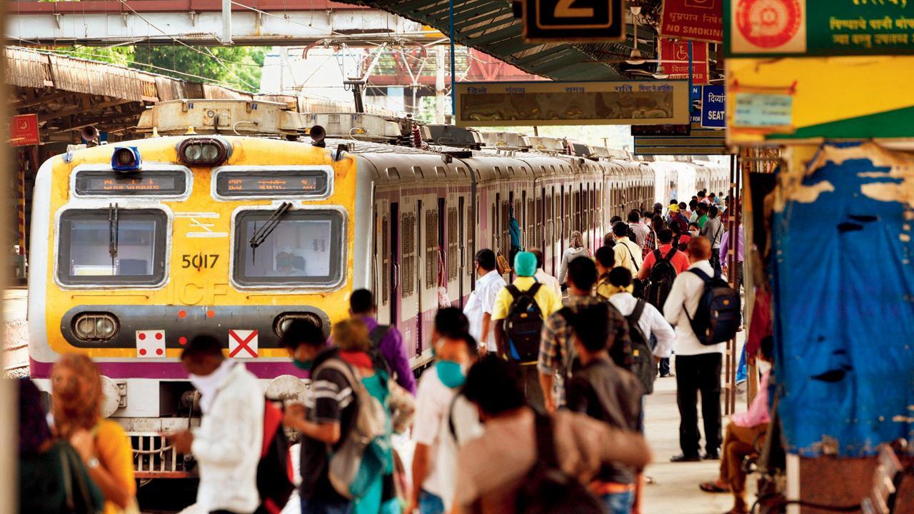 Mumbai local trains: App not ready, but offline booking for passes opens today