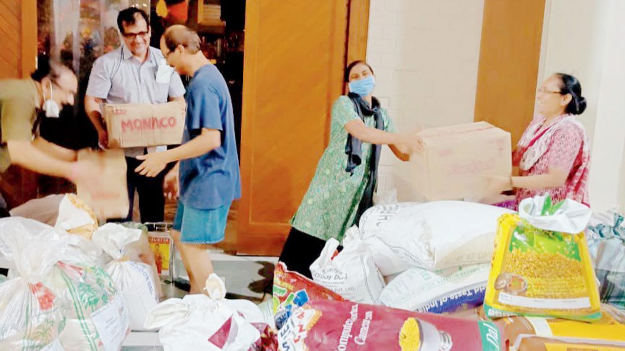Archdiocese of Bombay sends 46 tonnes of relief material to Mahad