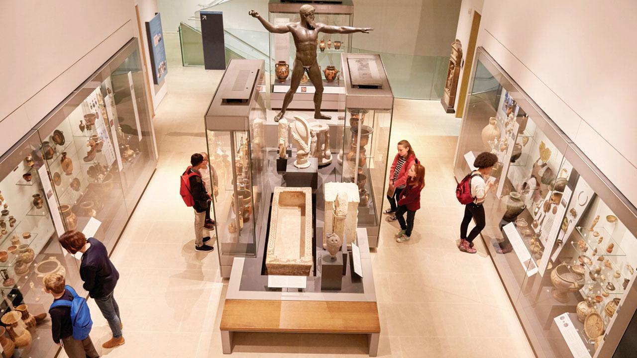 Bringing museums to the classroom