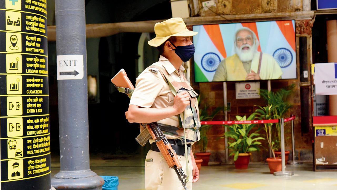 Mumbai Police on toes, tighten security for Independence Day