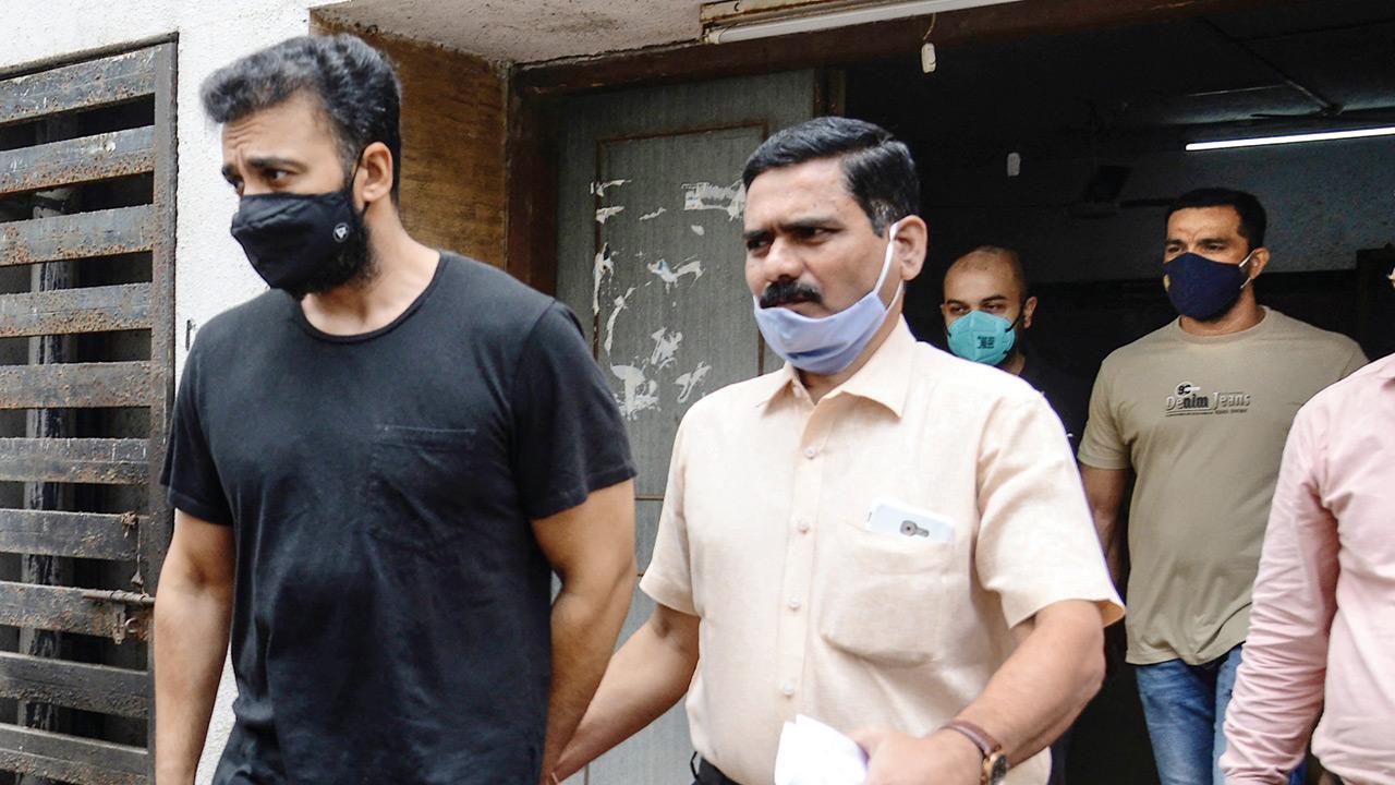 1280px x 720px - Raj Kundra destroyed his phone after associate's arrest: Cops