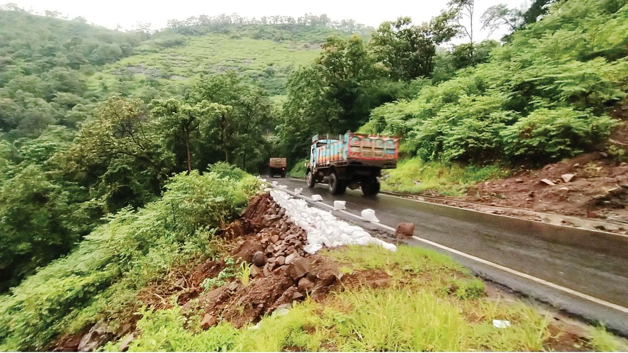 No repairs on landslide-prone Wada-Kasara road