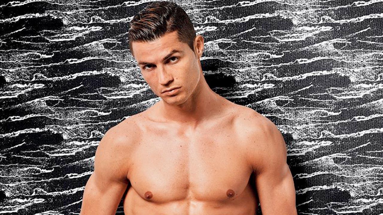 Mexican Prez Lopez Obrador uses Ronaldo in campaign to fight obesity