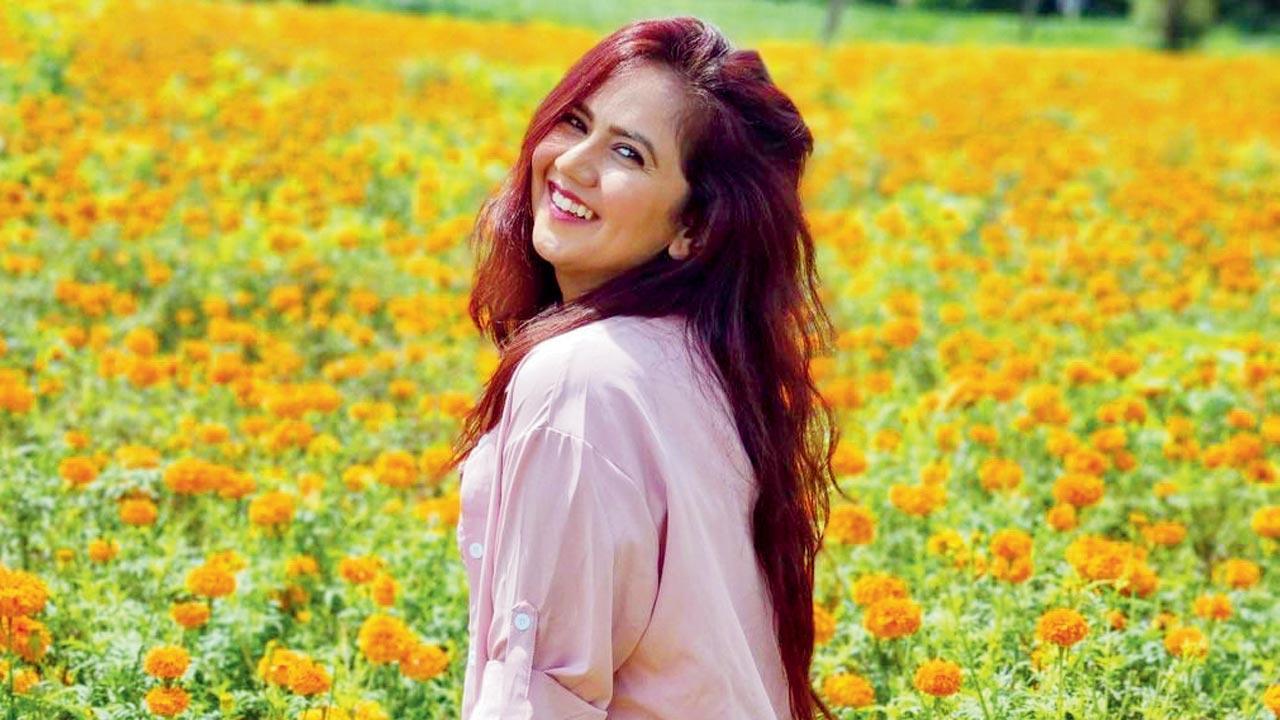 Slambook: Roopal Tyagi