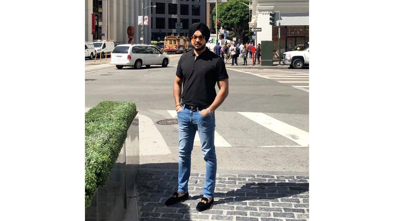 Producer Sandil Dang is all geared up to release his new song. Read to know!