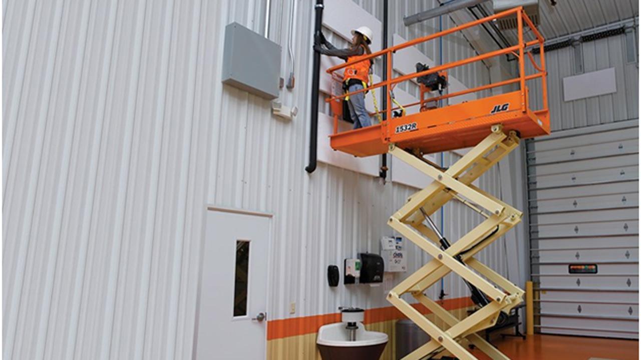 Top 3 Dangers of Scissor Lifts and How to Avoid Them