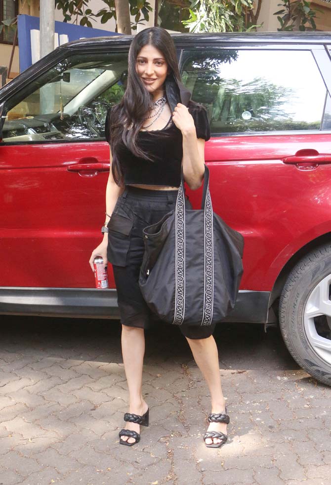Shruti Haasan was pretty in a pair of cargo shorts and a crop top when spotted in the city. The actress will be seen in the Tamil film 'Laabam' soon.