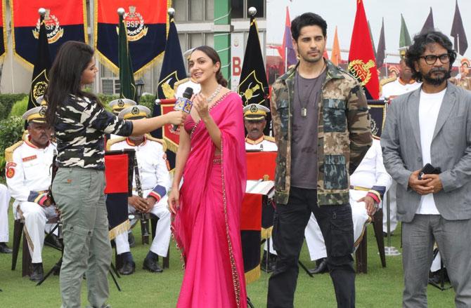 Sidharth Malhotra portrays a double role as Vikram Batra and his identical twin brother Vishal. During promotions, Sidharth was seen playing volleyball with the soldiers.