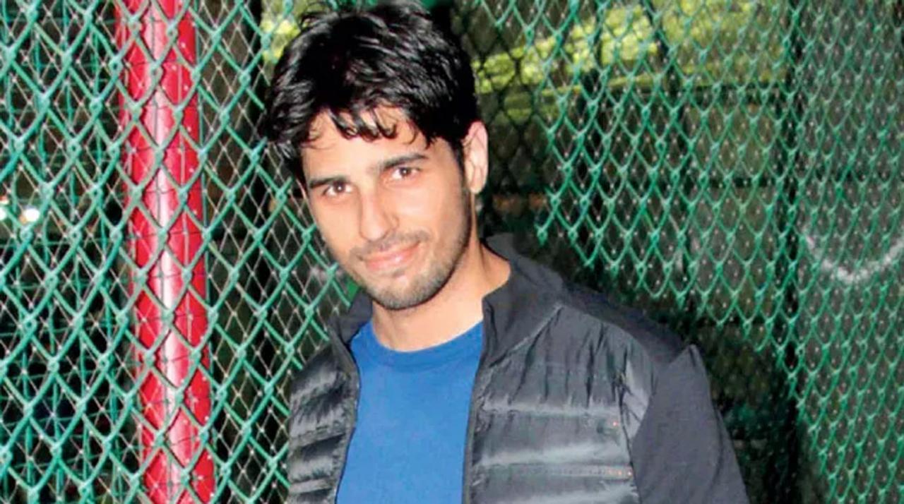 Sidharth Malhotra talks about portraying double role in 'Shershaah'