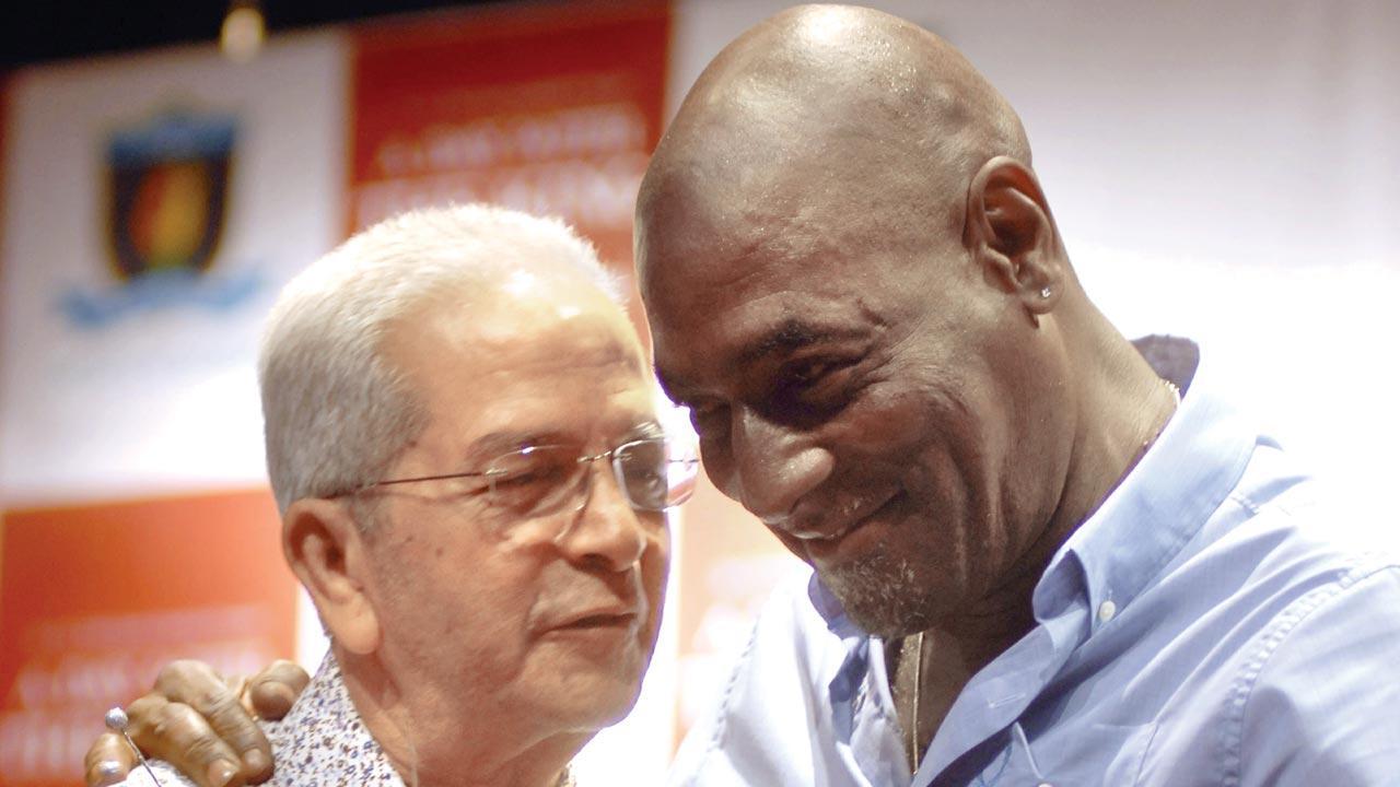  Mumbai Cricket Legend Vasoo Paranjape bids goodbye