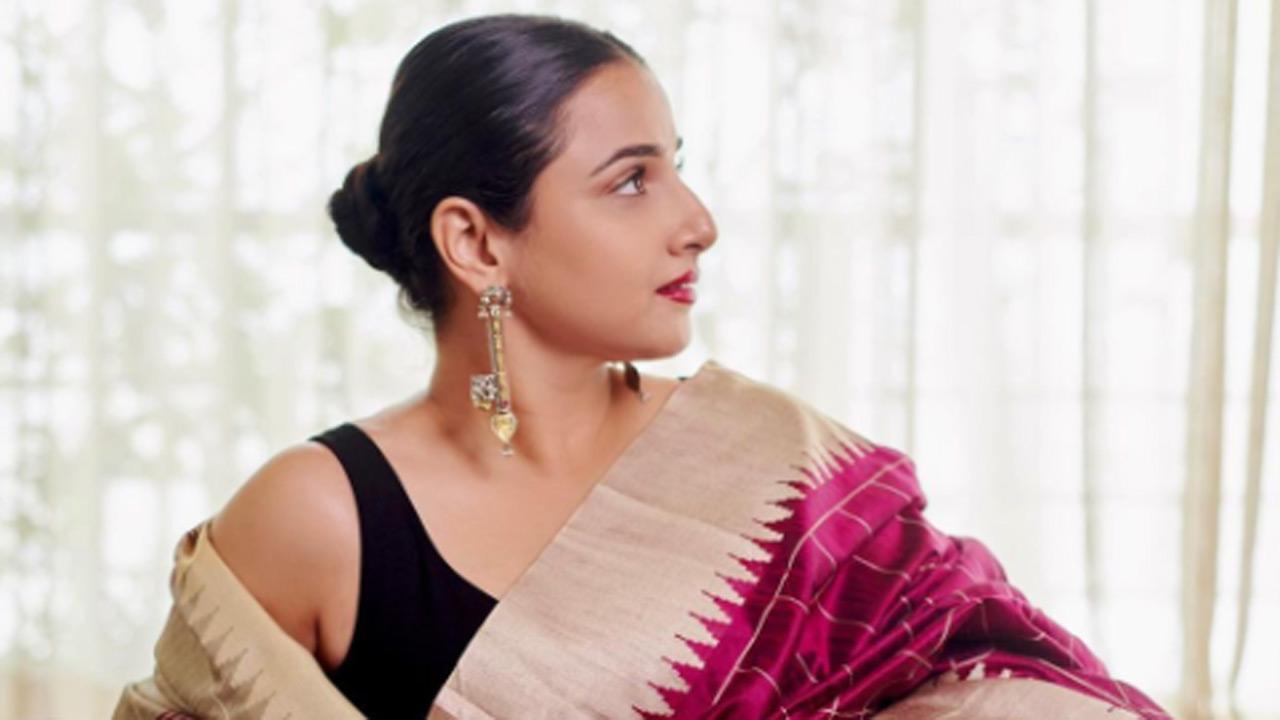 Vidya Balan pays a tribute to the passion of devotion of local artists on Handloom Day