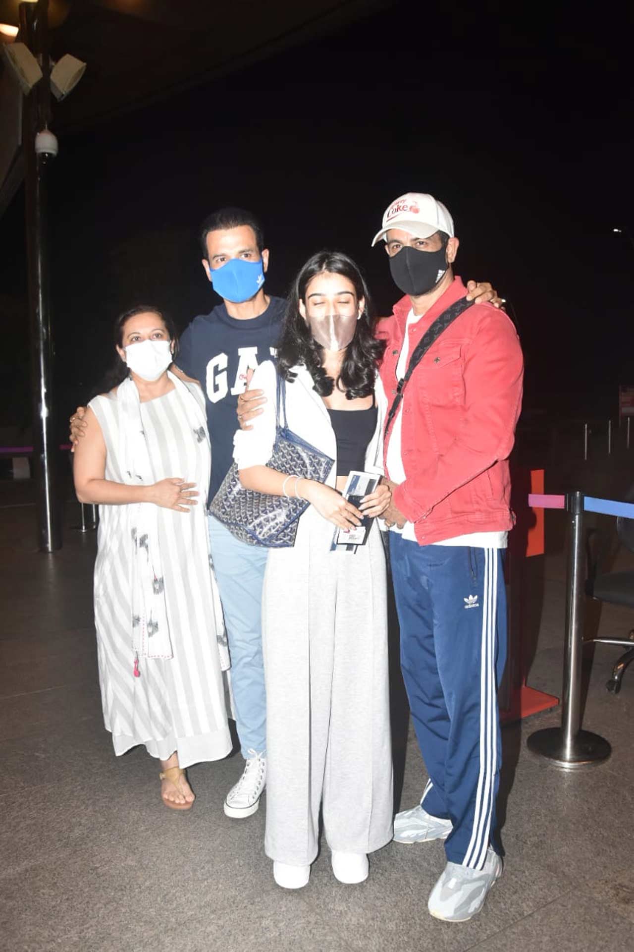 Rohit Roy, Ronit Roy and family were clicked at the airport as they came to see off their daughter, who left the city for higher studies abroad.