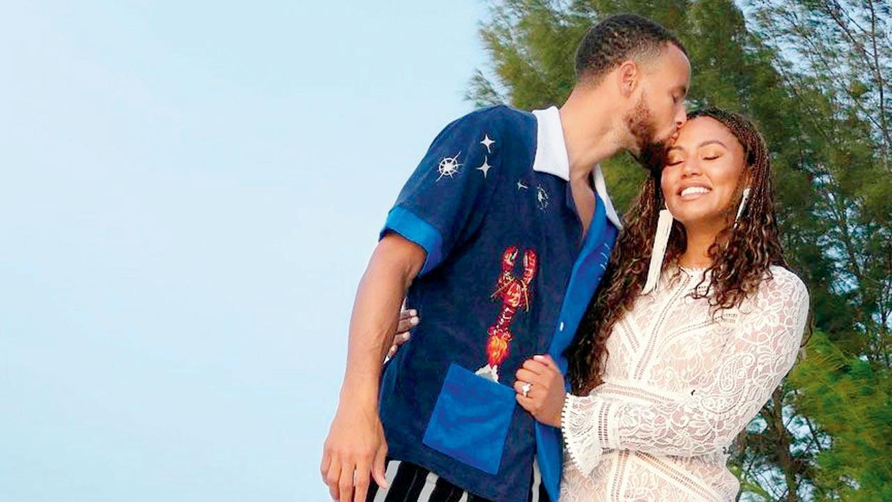 Curry hails ‘sexy’ wife Ayesha on 10th wedding anniversary