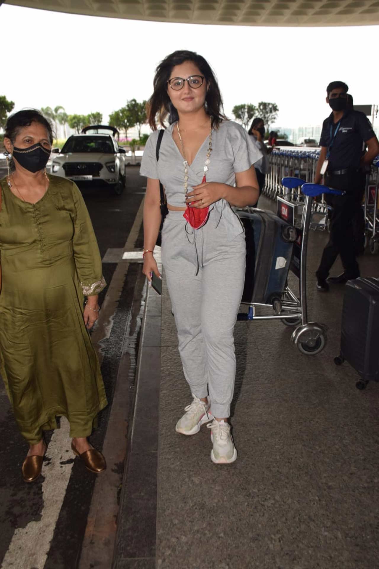 Rashami Desai posed for the shutterbugs when snapped at Mumbai airport. The television actress's co-ord set looked like a perfect comfy outfit.