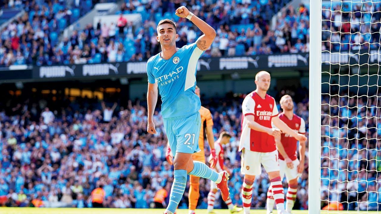 High five for Man City