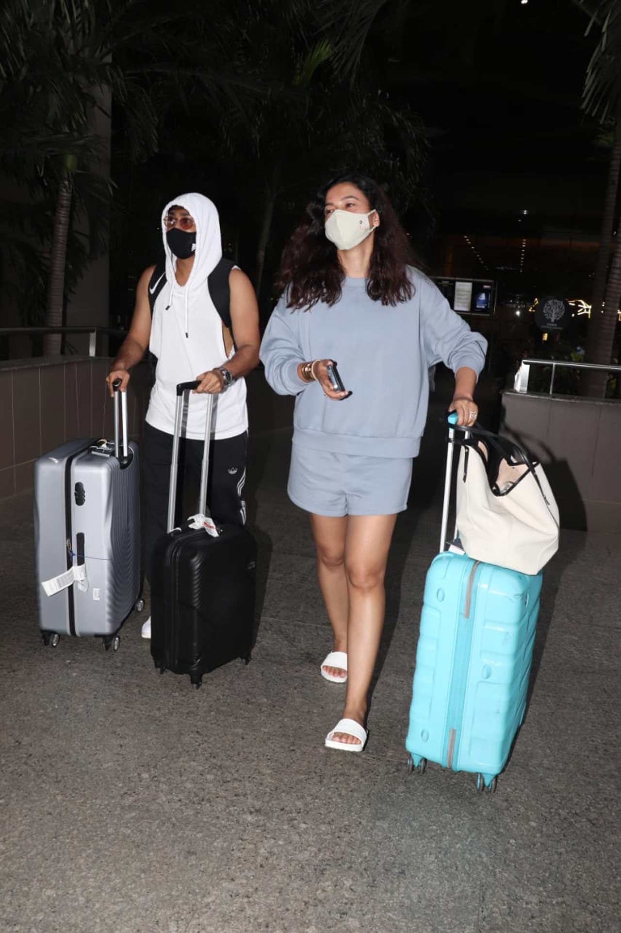 Zaid Darbar and Gauahar Khan are back from their vacation as well. While Gauahar sported a grey coloured co-ord, Zaid was seen wearing a white hoodie, paired with black joggers.