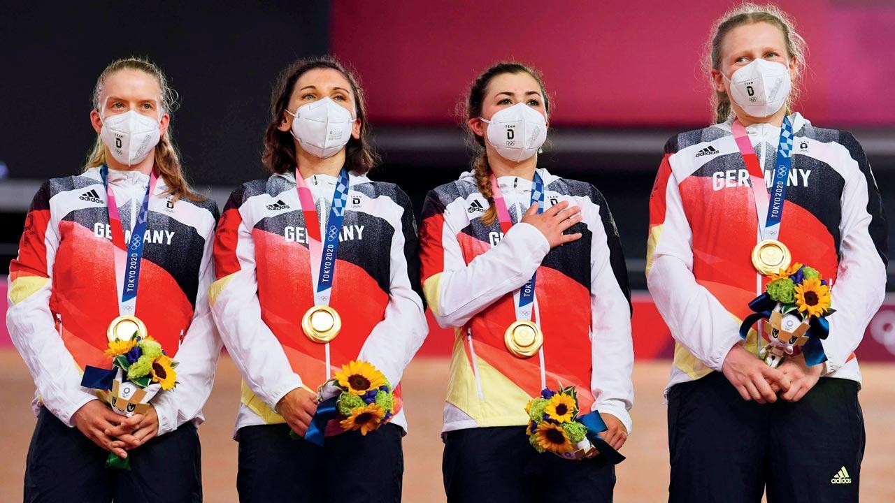 Germany win to claim third world record