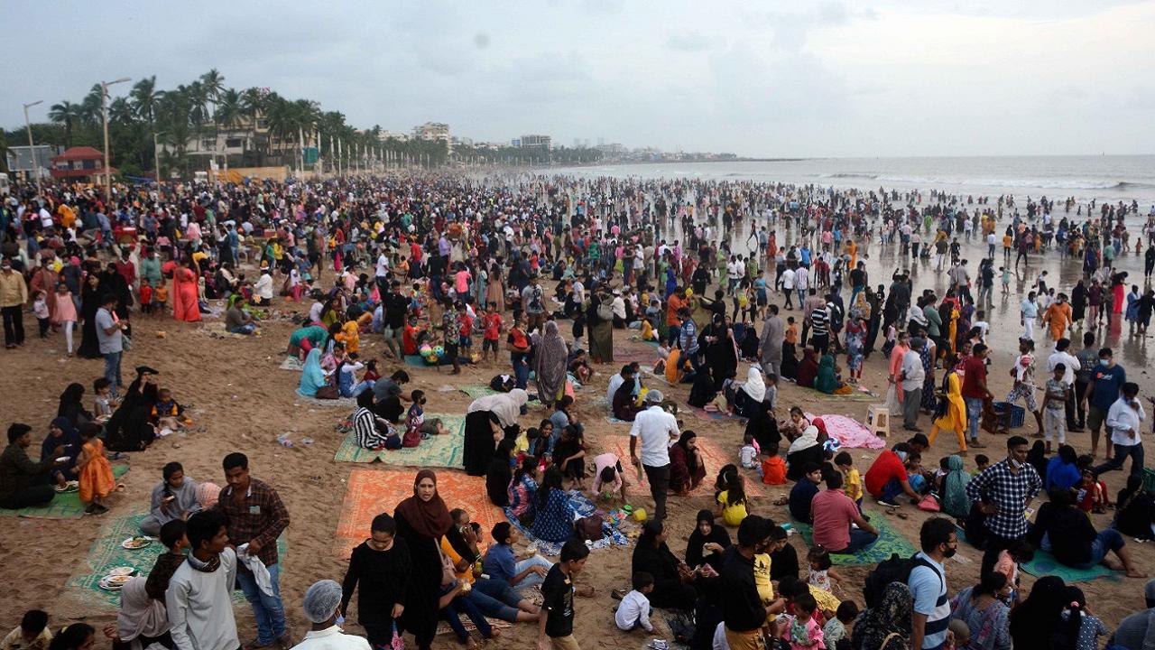 Maharashtra logs 3,741 new Covid-19 cases, 52 deaths, 4,696 recoveries