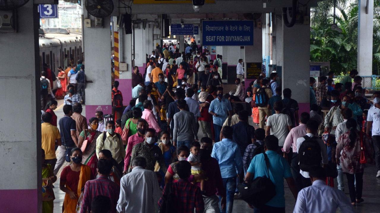 Curb 'crowded fests' to avoid Covid-19 spike: Centre tells Maharashtra