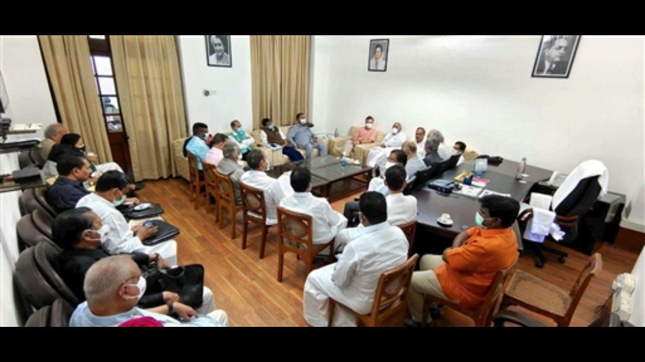 Opposition leaders meet to evolve strategy on Pegasus, other issues