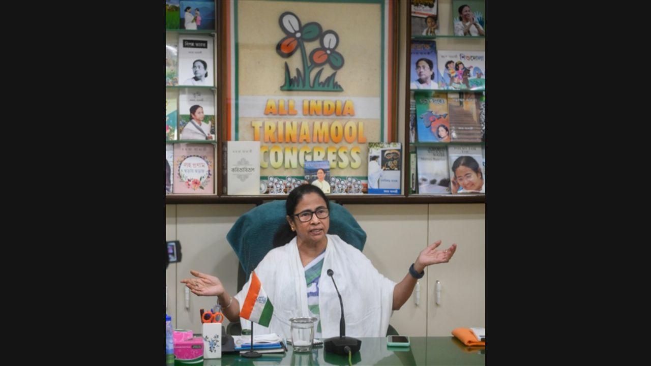 Mamata Banerjee proposes core committee of opposition party leaders to fight BJP