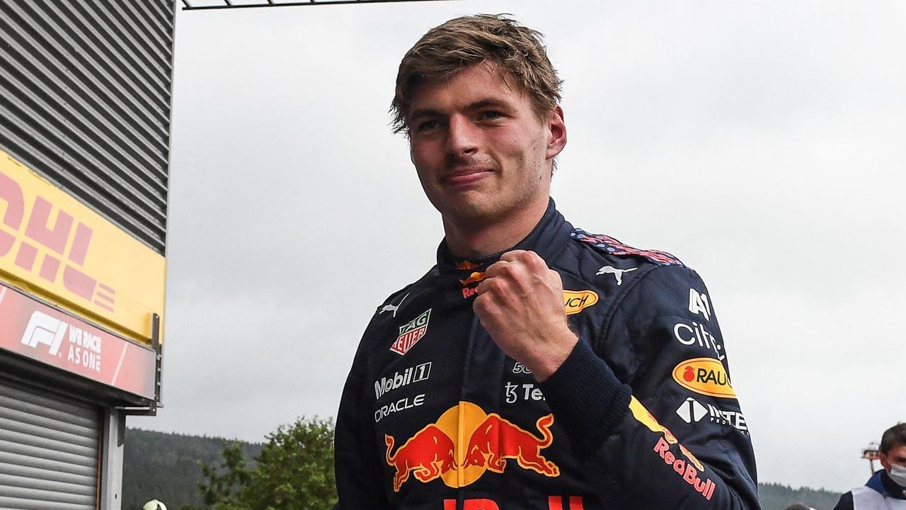 Verstappen masters rain to claim Belgian GP pole