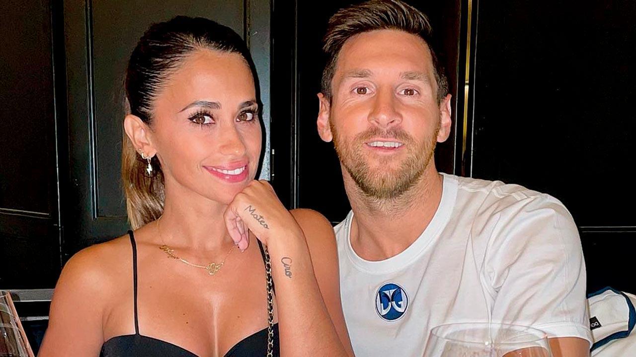 Lionel Messi and wife Antonela enjoy first date night in Paris image photo