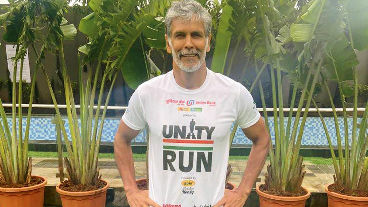 Milind Soman to use his feet for Independence Day feat