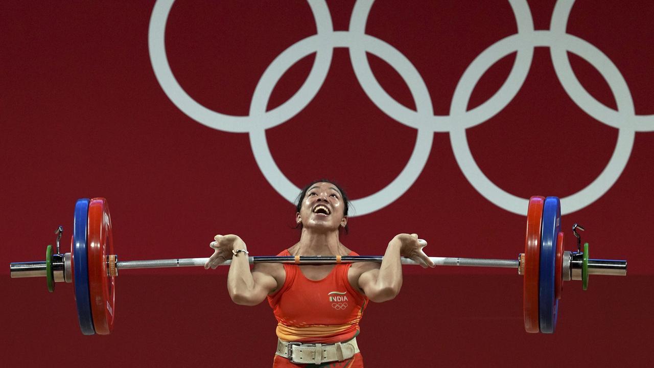 Video: Olympic medallist Mirabai Chanu celebrates 'special' birthday with family