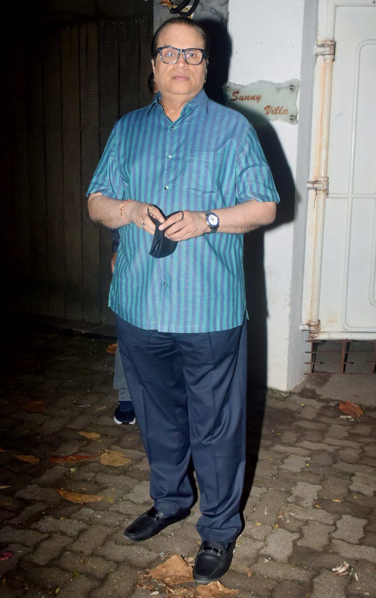 Ramesh Taurani posed for the shutterbugs as he attended the show.