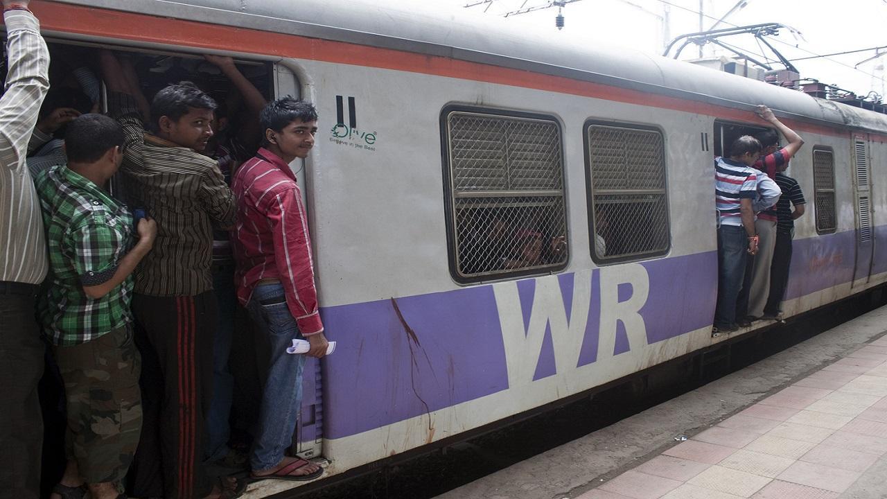 Will allow common people to travel in Mumbai local trains if Maha govt submits proposal: Raosaheb Danve