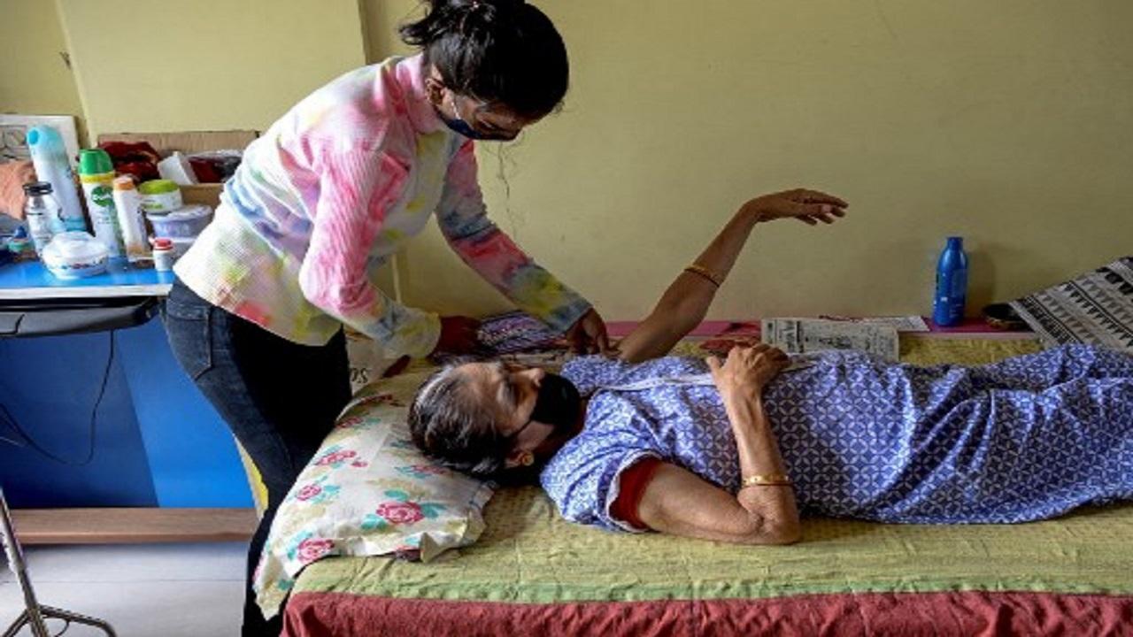 602 bed-ridden people given Covid-19 vaccine at home in Mumbai, BMC tells High Court