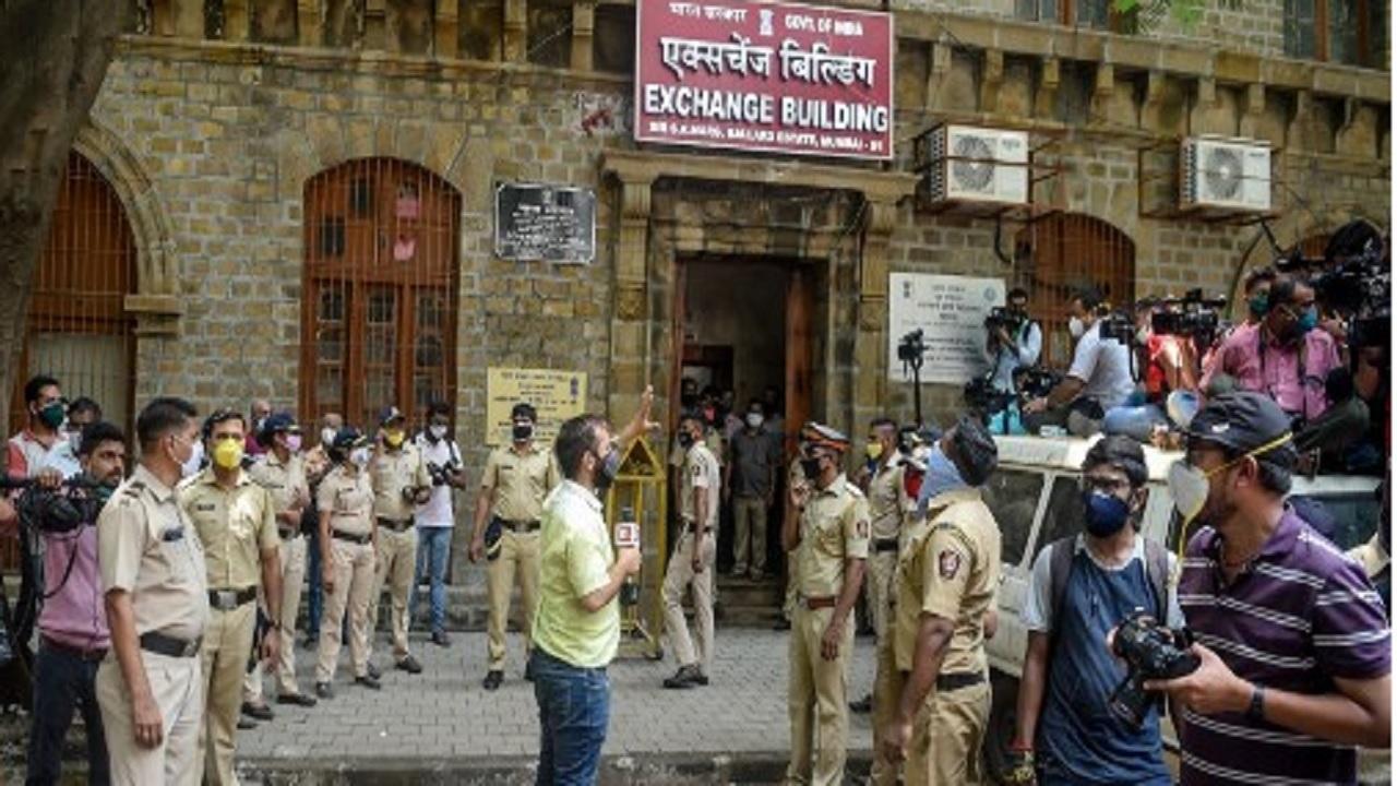 Mumbai: Drug peddlers again attack NCB sleuths, say officials