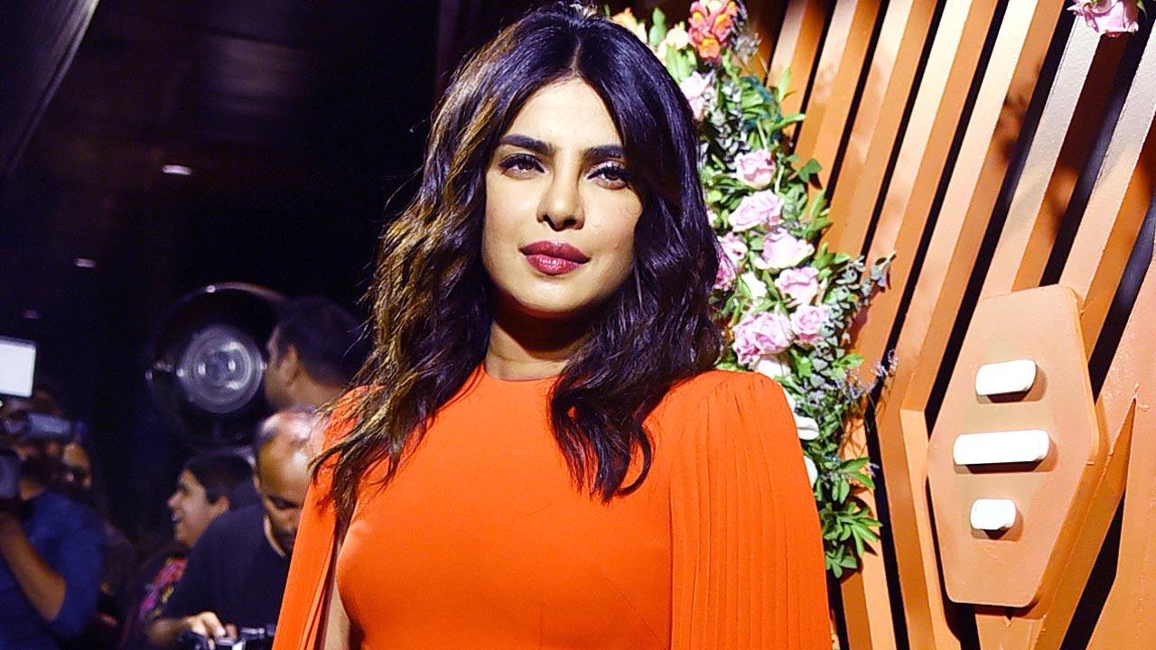 Priyanka Chopra Jonas celebrates her late father's birthday with a special cake