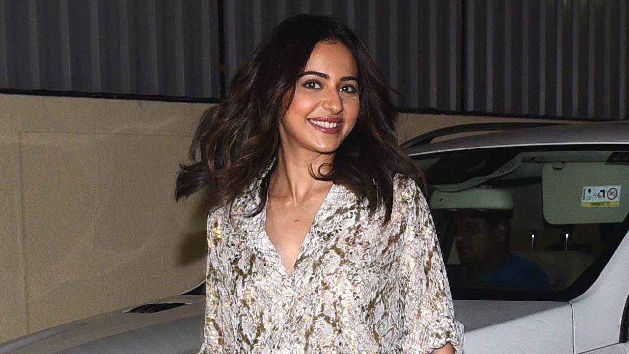 Rakul Preet Singh heads to Prayagraj for second schedule of 'Doctor G'