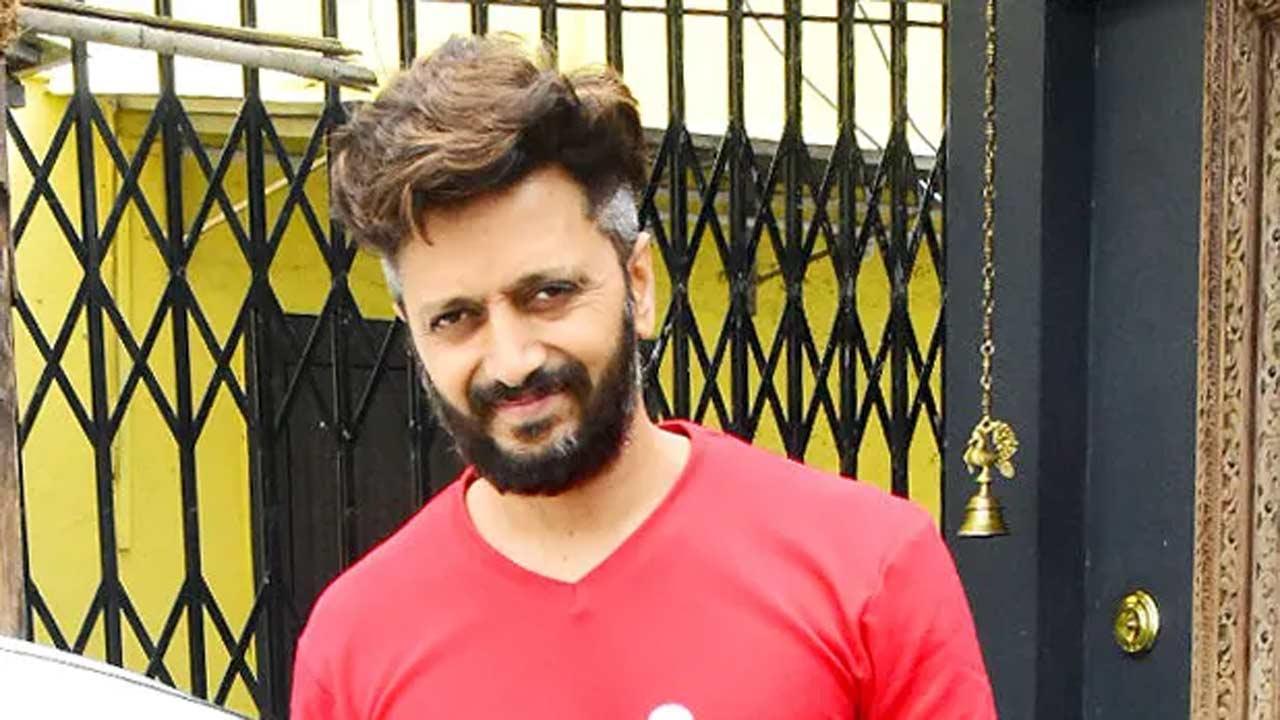 Riteish Deshmukh tries one of his toughest acts on TV