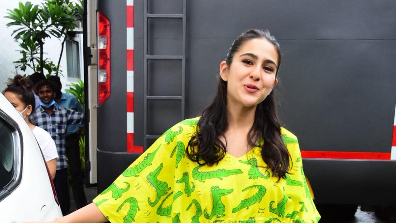 Sara Ali Khan urges netizens to help the children who are orphaned due to Covid-19