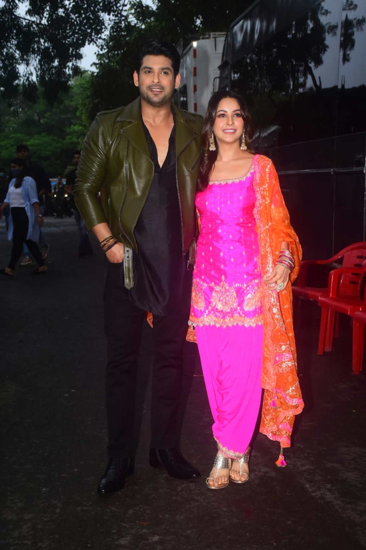 Shehnaaz Gill and Siddharth Shukla were seen entering the Bigg Boss OTT sets as they entered the house over the weekend.