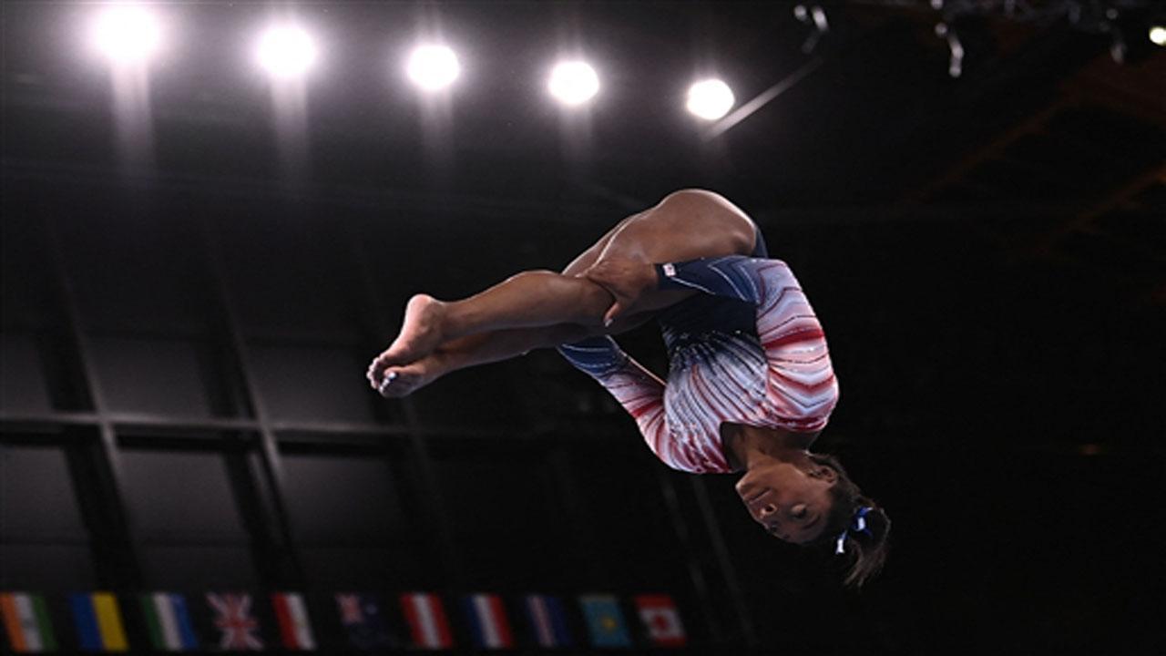 Tokyo 2020: Simone Biles takes bronze medal in balance beam on Olympic return