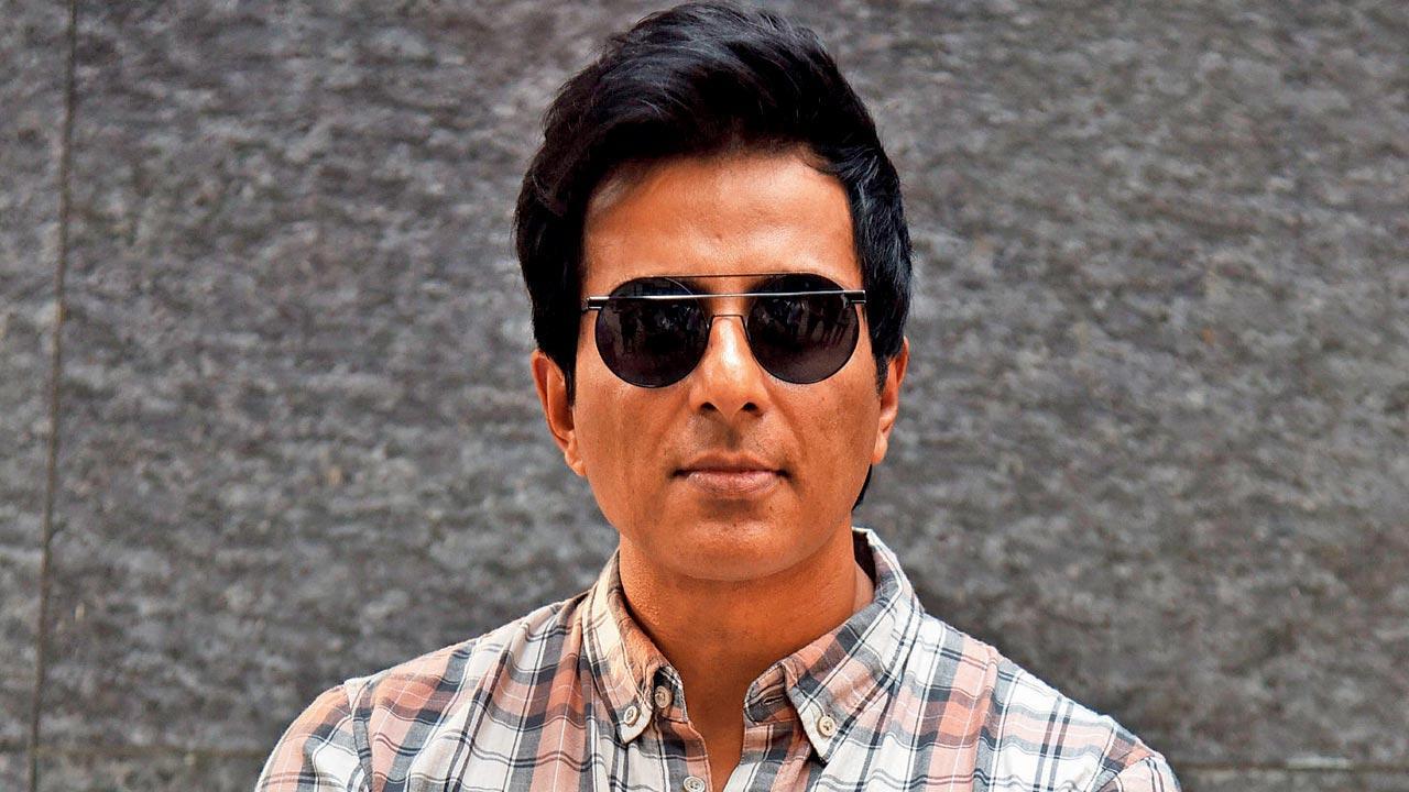Sonu Sood: One lakh milk packets will reach areas