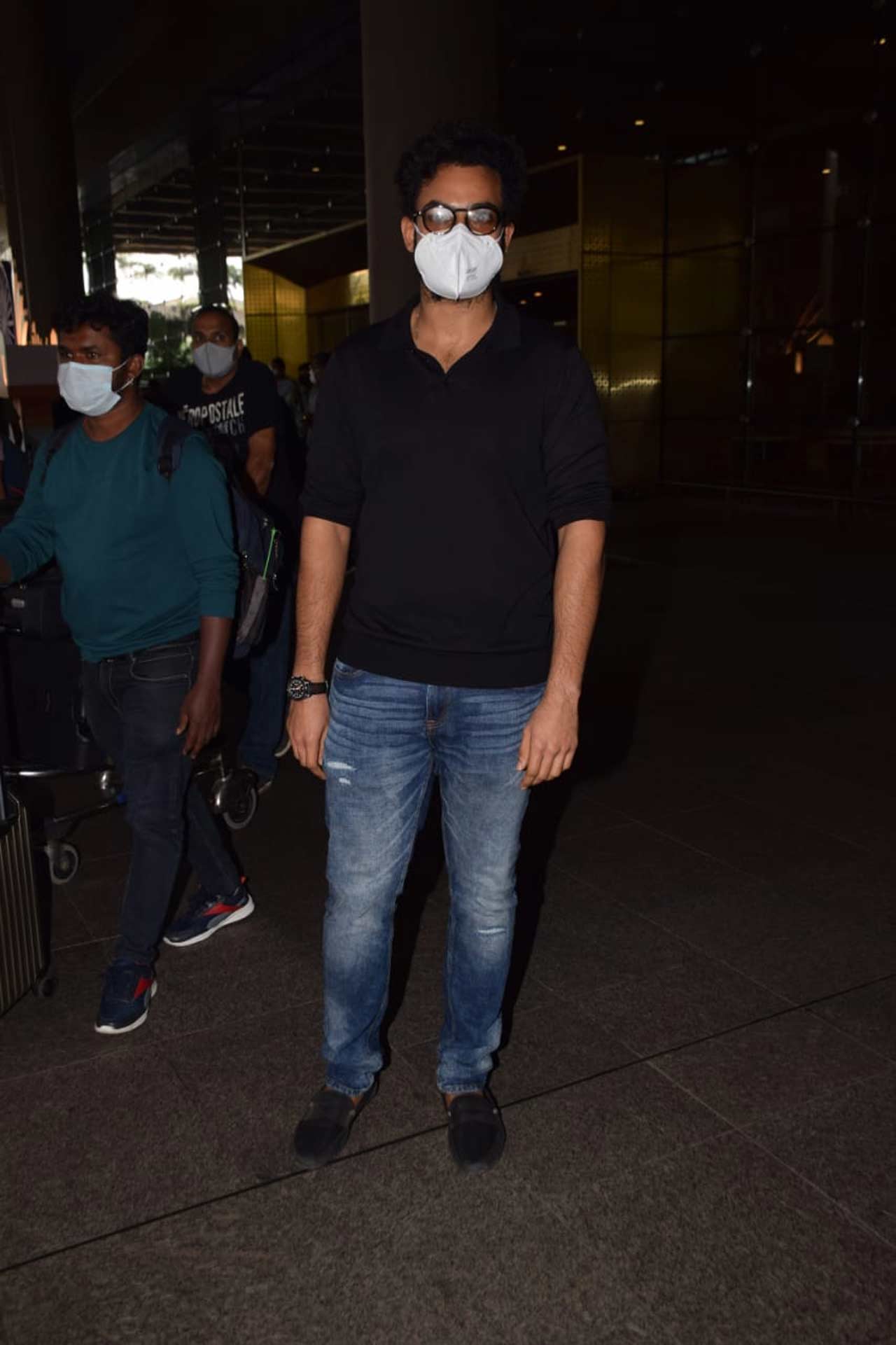 Vaisshnav Tej was spotted at the airport with a mask and glares. He's all set to be seen in Krish Jagarlamudi’s latest directorial ‘Kondapolam’ with Rakul Preet Singh. 