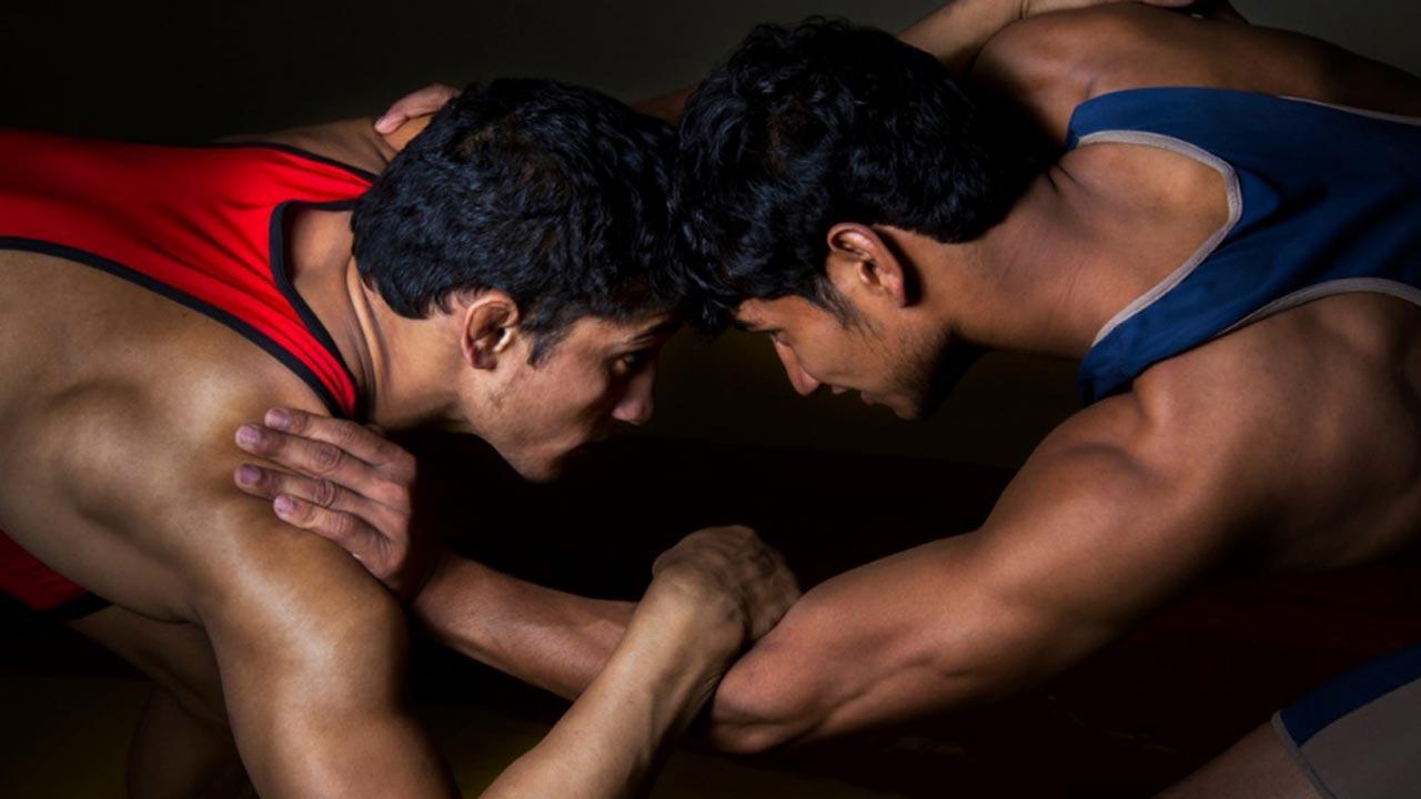 Wrestler Ravinder enters semi-final 