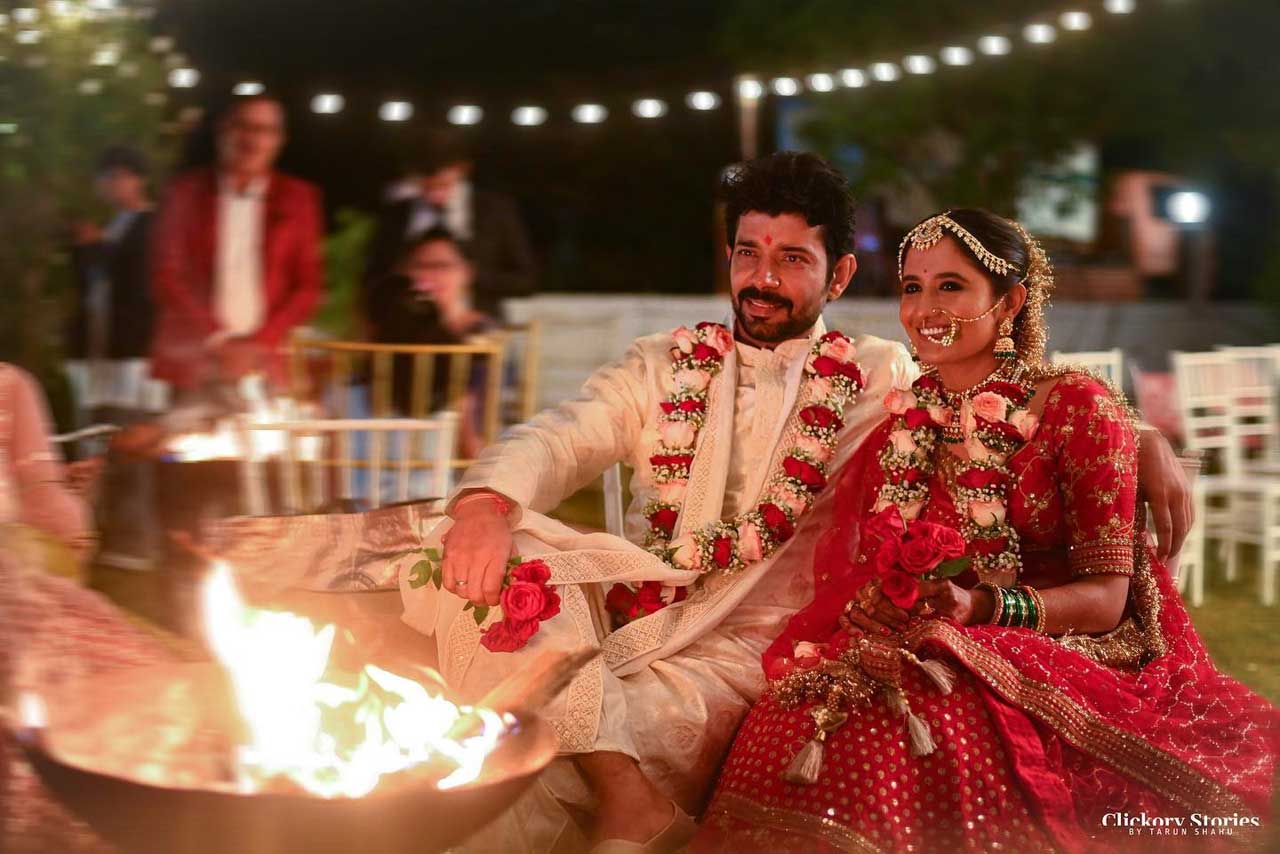 Vineet Kumar Singh-Ruchiraa Gormaray
Vineet Kumar Singh got married to Ruchiraa Gormaray on November 29. The actor treated his fans to photos from his intimate wedding and wrote, 