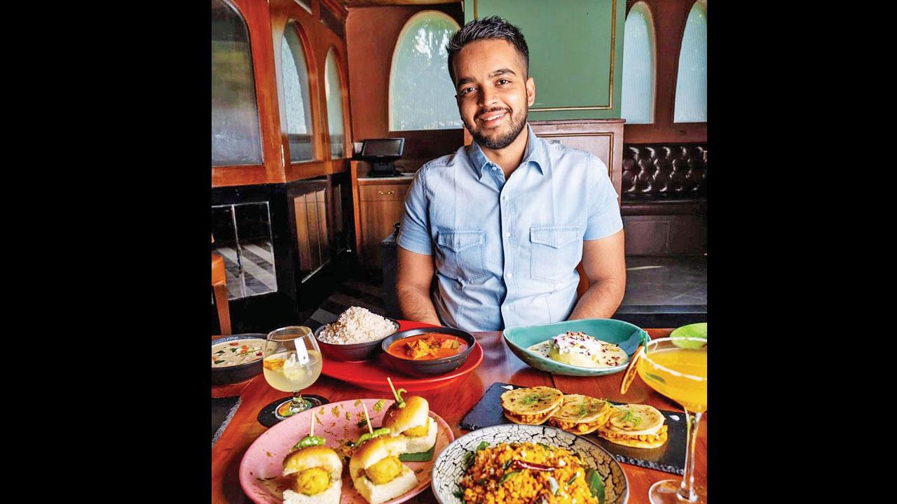 Aditya Wanwari, who was forced to shut down two restaurants in the pandemic, ventured into frozen foods with Foodlez. The brand offers momos with zero preservatives