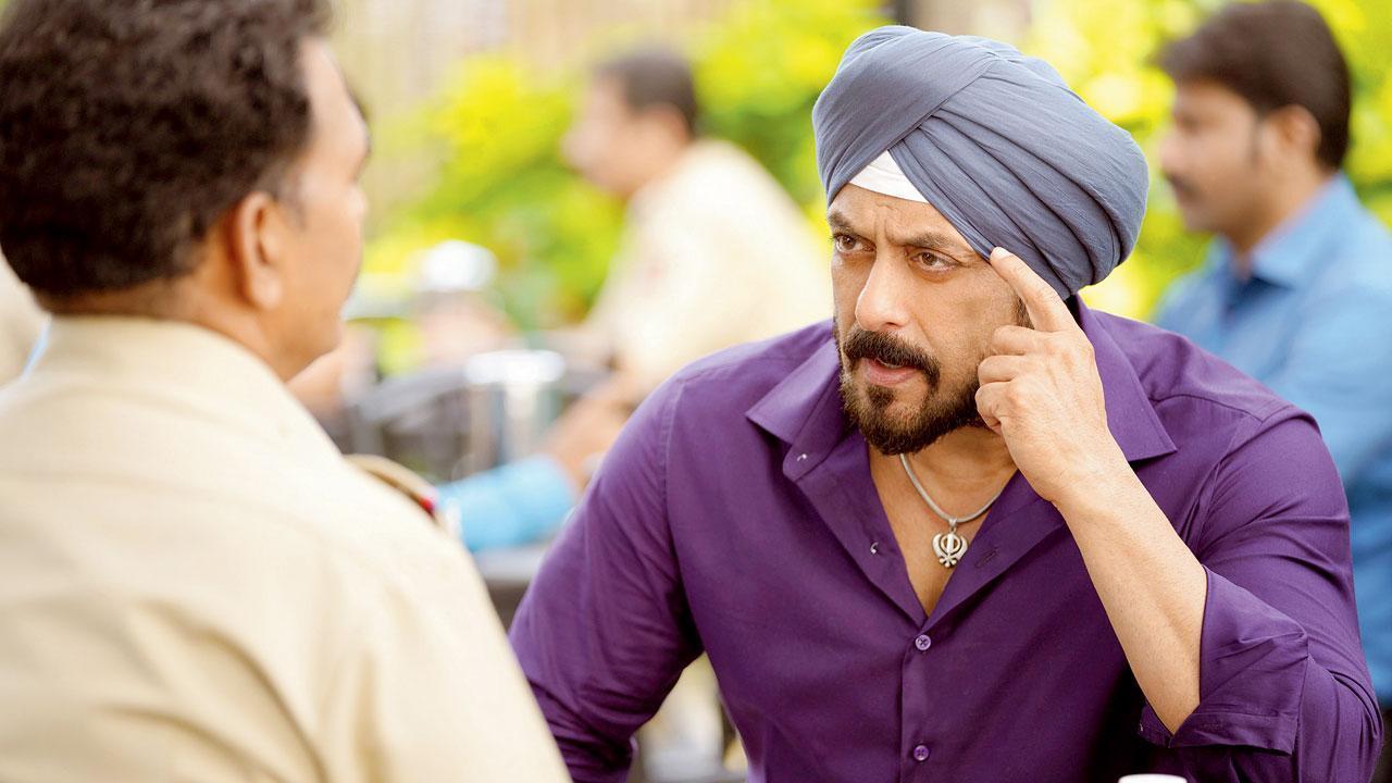 Antim Box Office: Salman Khan and Aayush Sharma’s film mints Rs. 2.50 crore on Wednesday