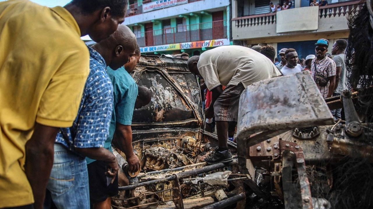Fireball from overturned tanker kills 75 in Haiti: Official