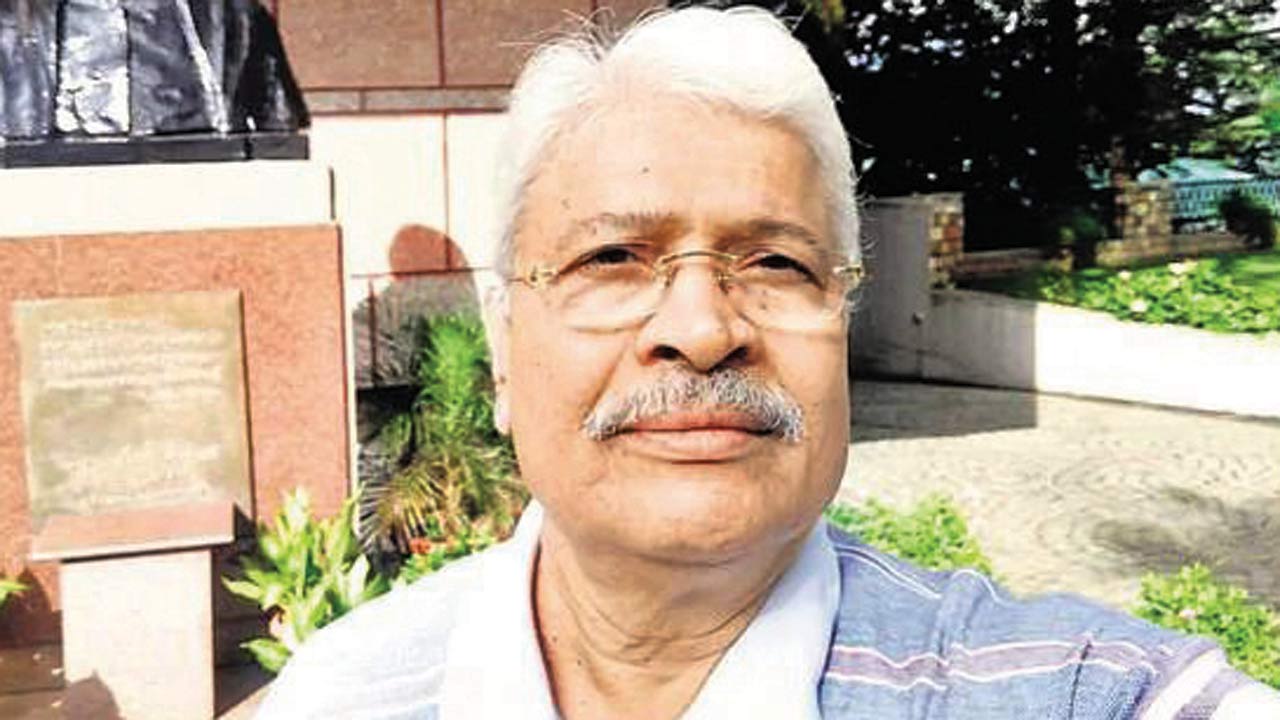 Dr Subhash Salunkhe